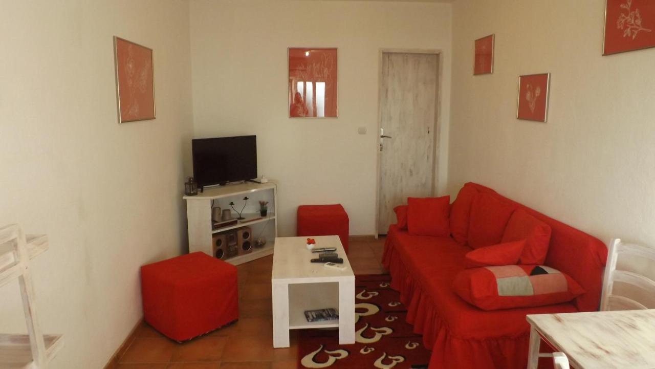 Lustica Apartments Exterior foto